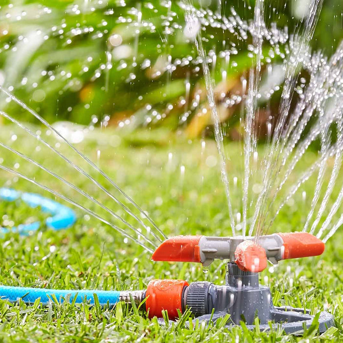 What lawn sprinkler is best for me? Parkland DIY Guide