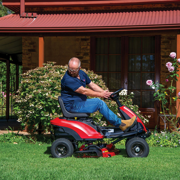 TORO eS3000 Battery Powered Ride-On Mower